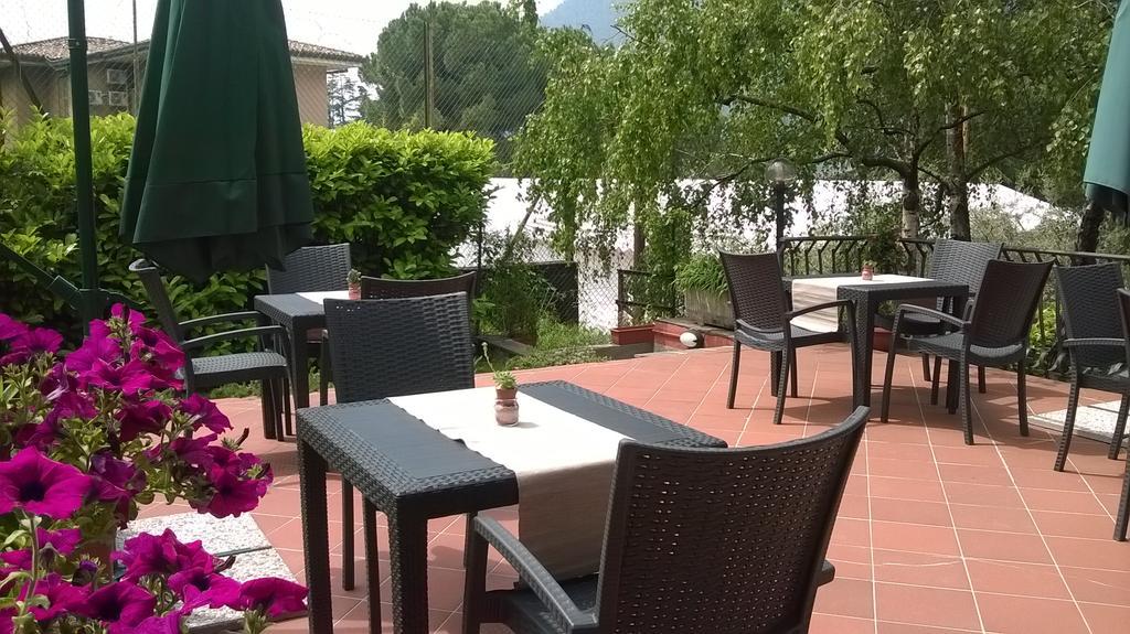 Villa Leilani B&B Sale Marasino Eksteriør bilde
